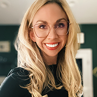 Dr. Kathryn Irish head shot